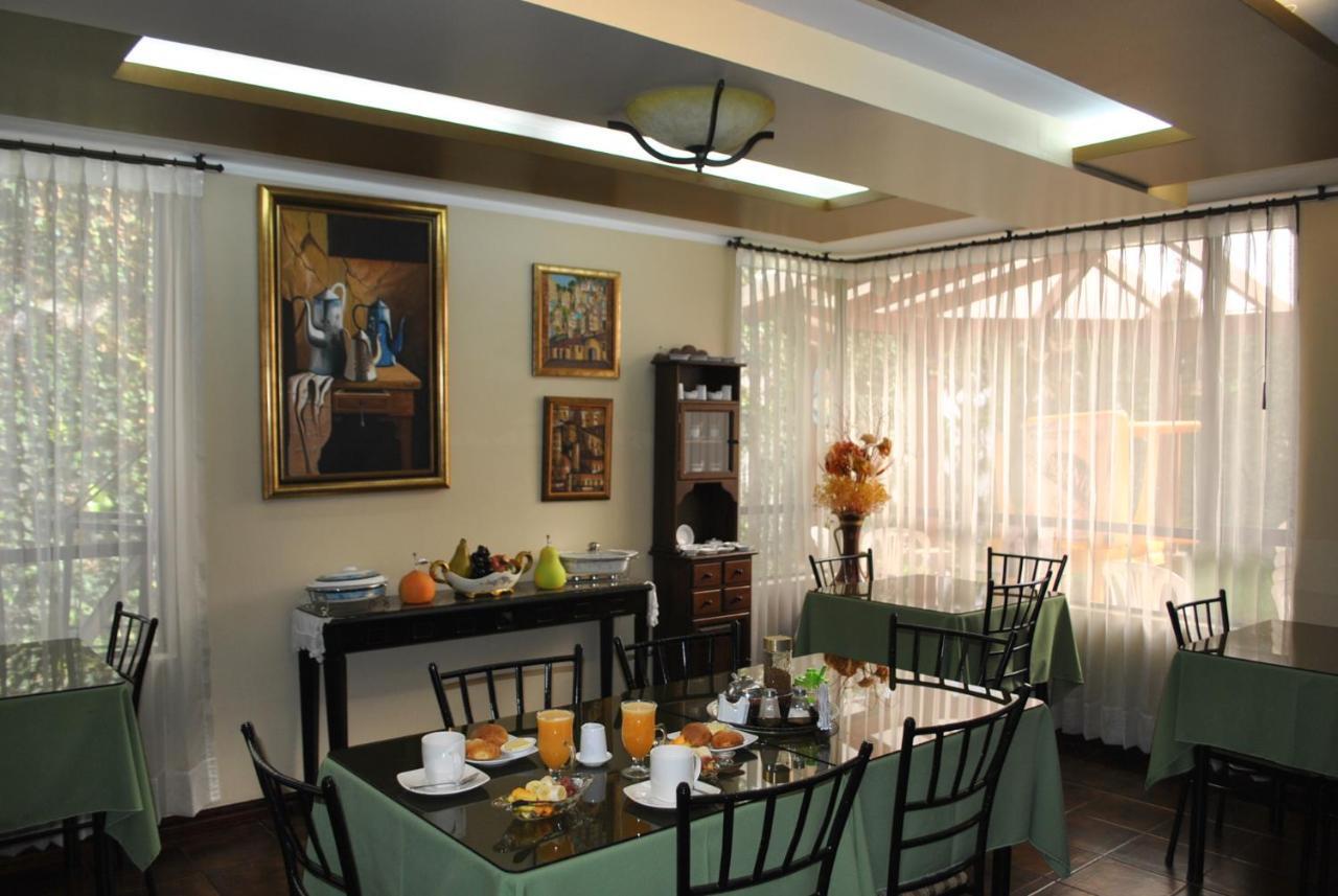 Mak Inn House Латакунга Екстериор снимка